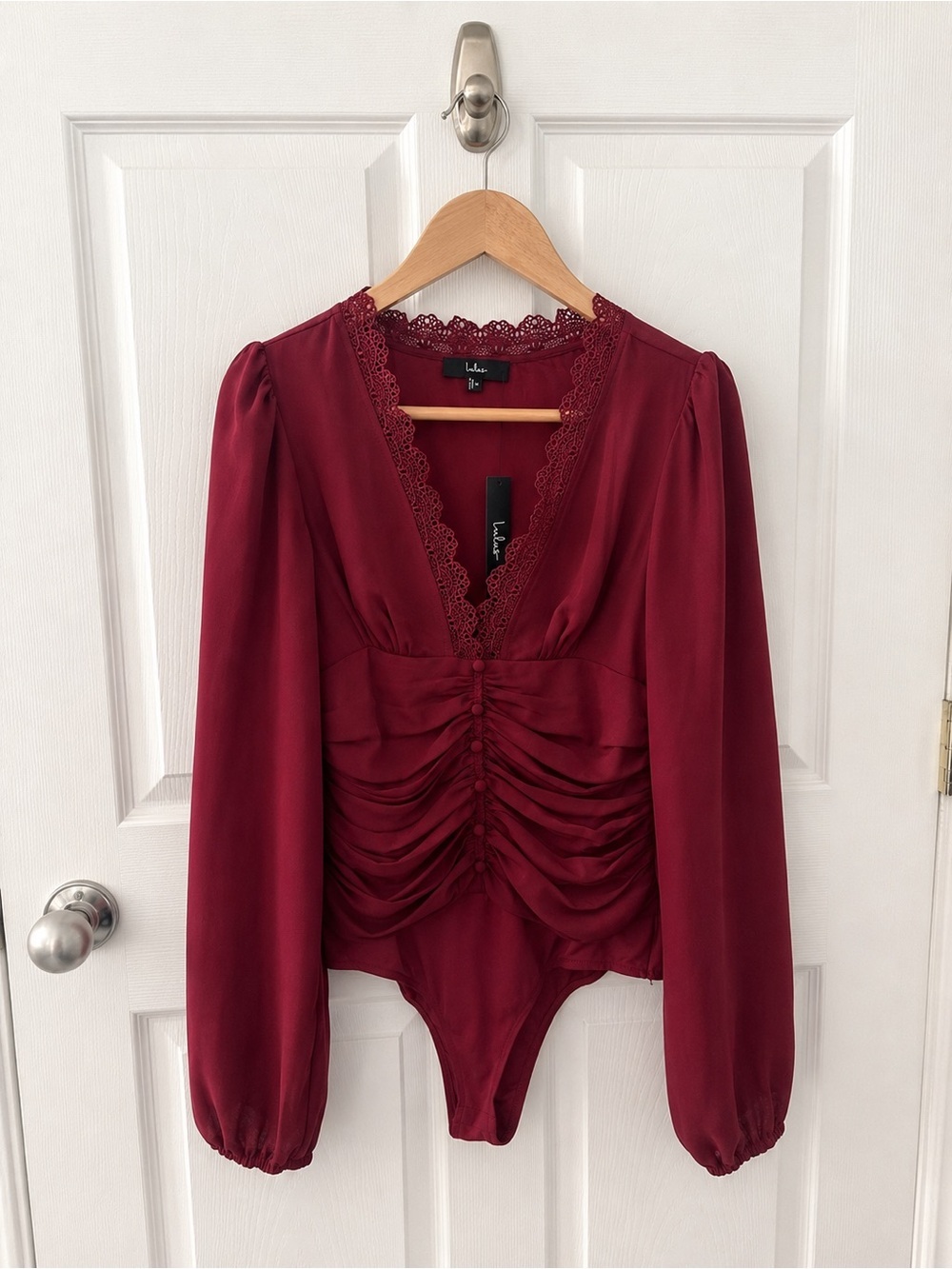 NWT Lulu’s Burgundy Lace Trim Ruched Long Sleeve Bodysuit Medium